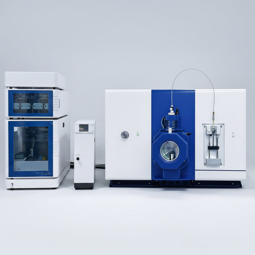 Two industrial machines, one white and blue, the other with a blue core and white casing, on a white background.