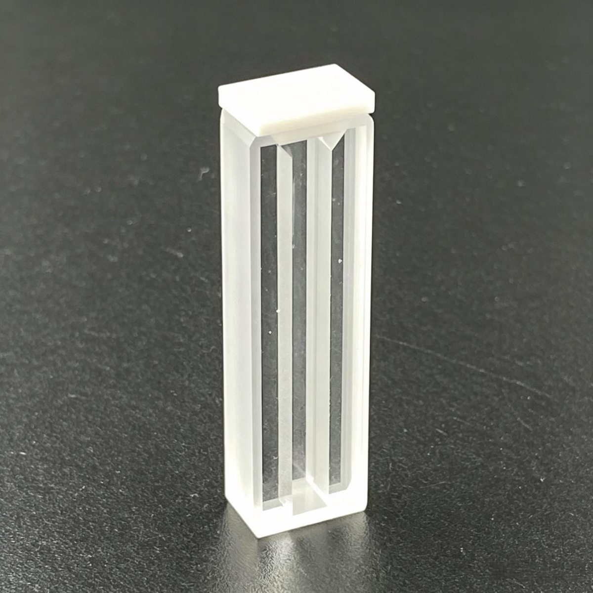 Type 9 Glass Cuvette with 5 mm Path Length