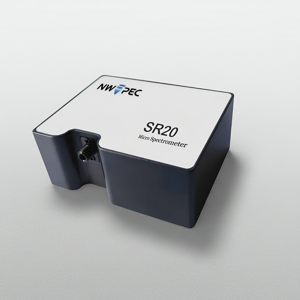 SR20 Compact Spectrometer vs USB2000+