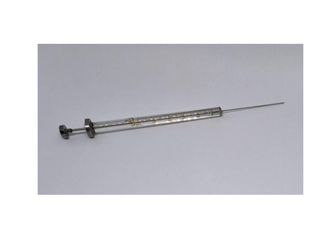 Syringe for LC